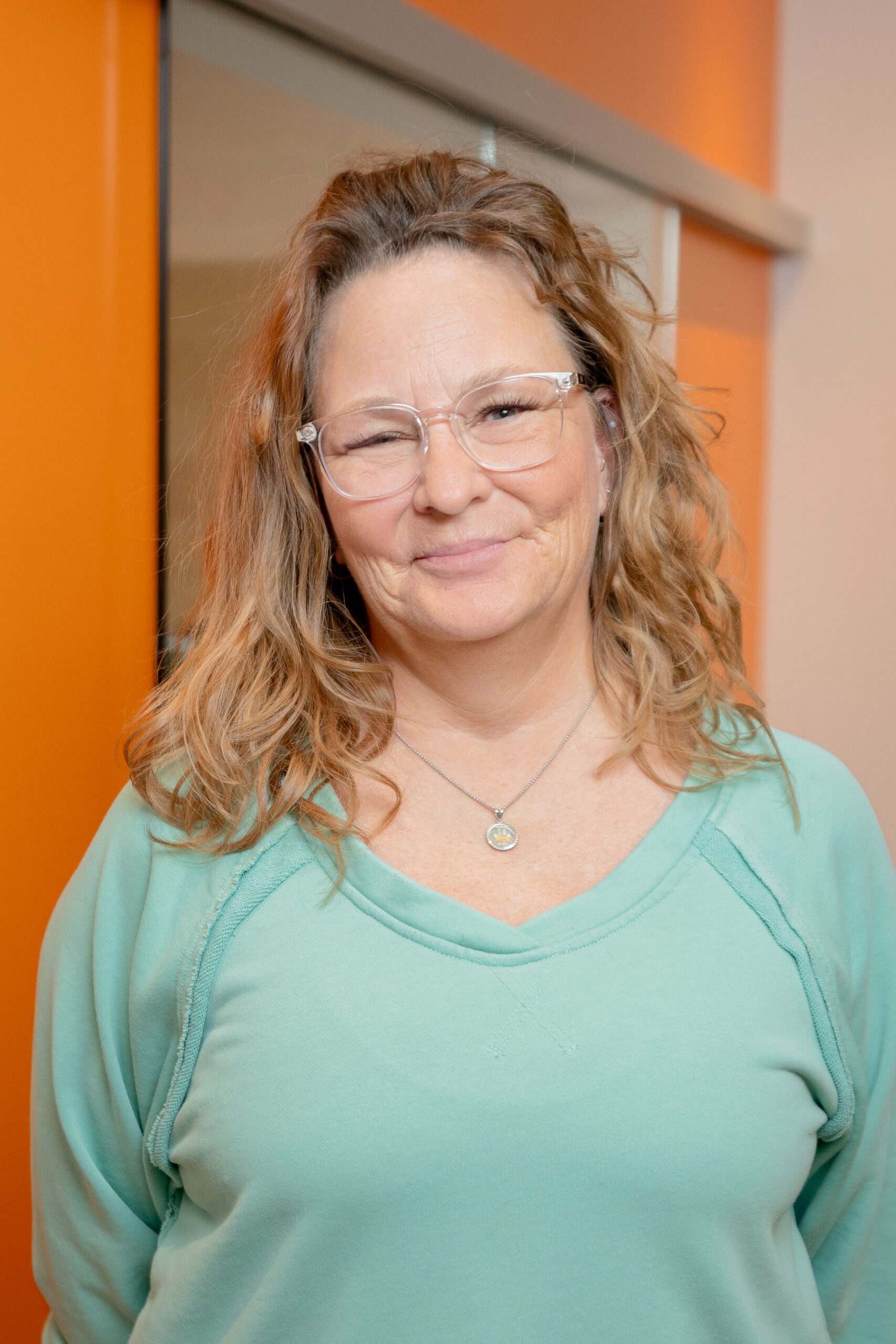 Headshot of Julie Miller